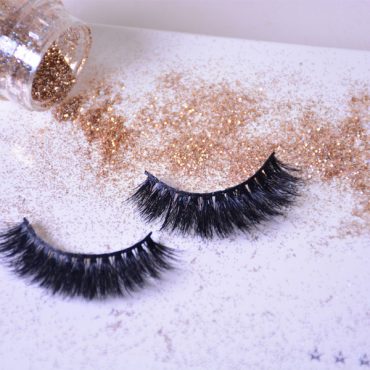 mink-lashes-ES-zehra-altinsoy-bellaboudoir2