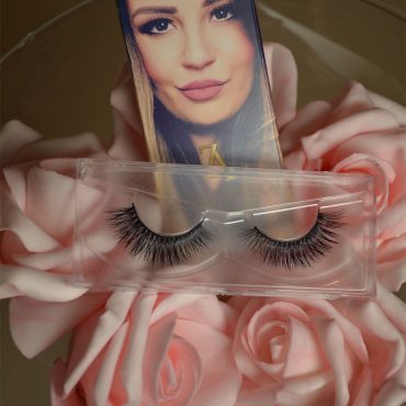 mink-lashes-pako-zehra-altinsoy-bellaboudoir